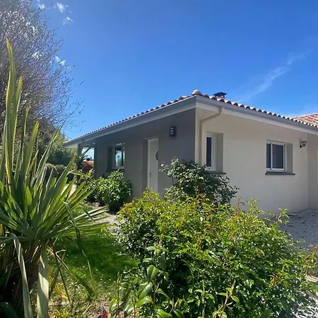 Villa Maison Avec Piscine Privee - 6 Pers. - Fr-1-881-20 *